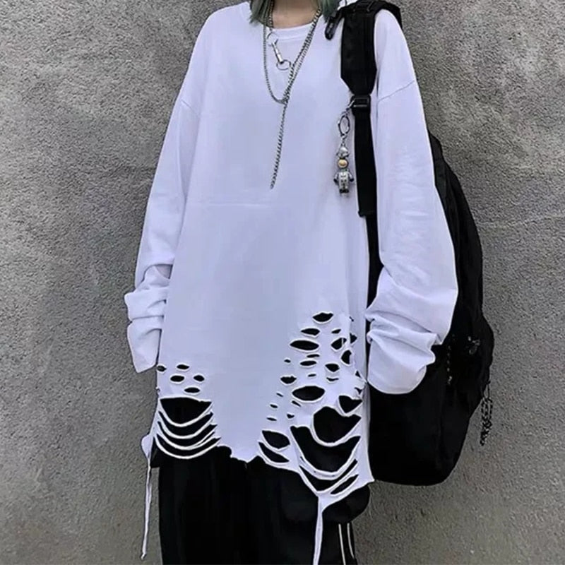 Gothic Sweatshirt with Japanese Characters and Urban Streetwear Style