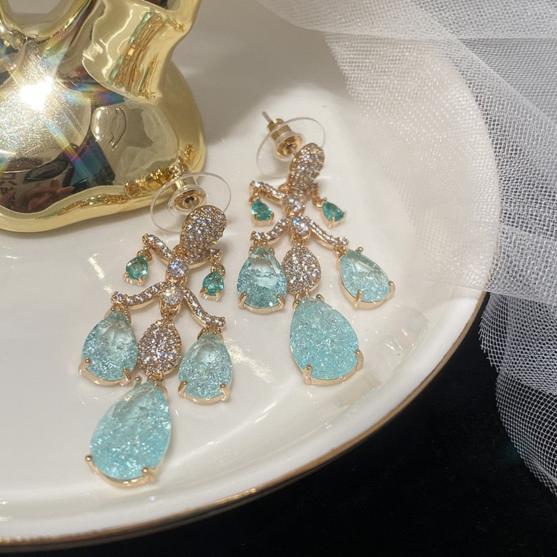 Luxury Gothic Dropped Shaped Earrings - Zircon Stone