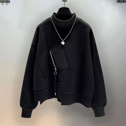 Modern techwear sweatshirt in black for a stylish look"
