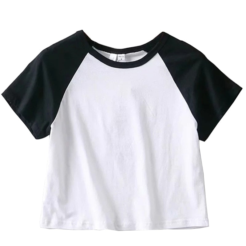 Trendy and eye-catching gothic star top for a standout look