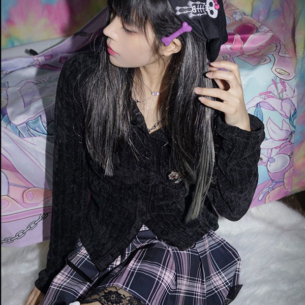 Gothic Style Fernan Jacket with Button-Up Design