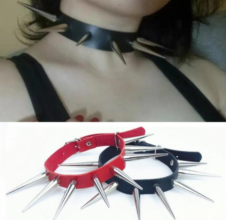 Gothic Long Spike Choker Necklace with Rivets