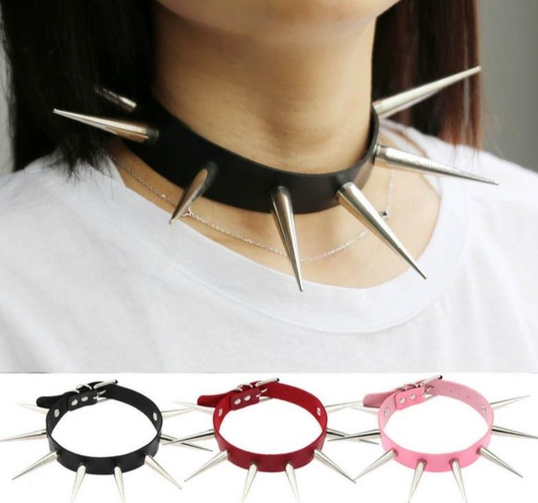 Gothic Long Spike Choker Necklace with Rivets
