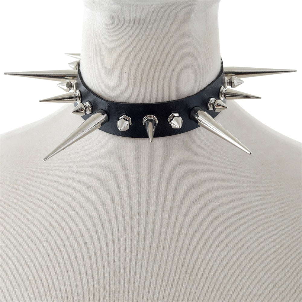 Gothic Long Spike Choker