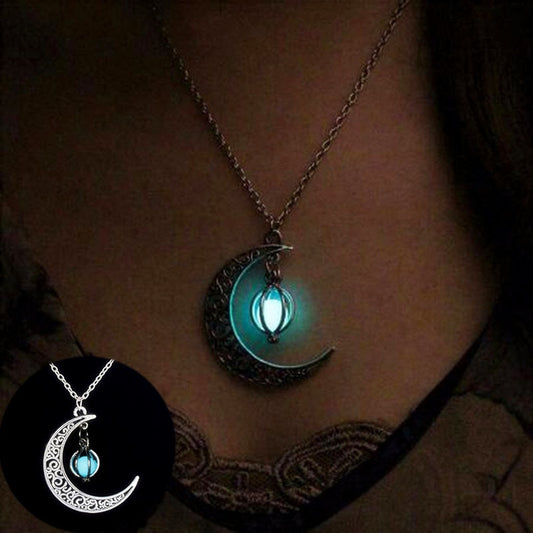 Gothic Retro Chain Necklace with Moroccan Moon and Glow at Night Stone Pendant