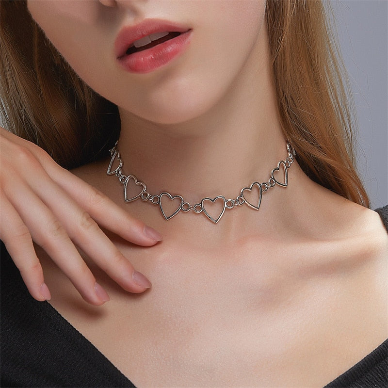 Gothic Choker Necklace with Hearts - K-Pop Style