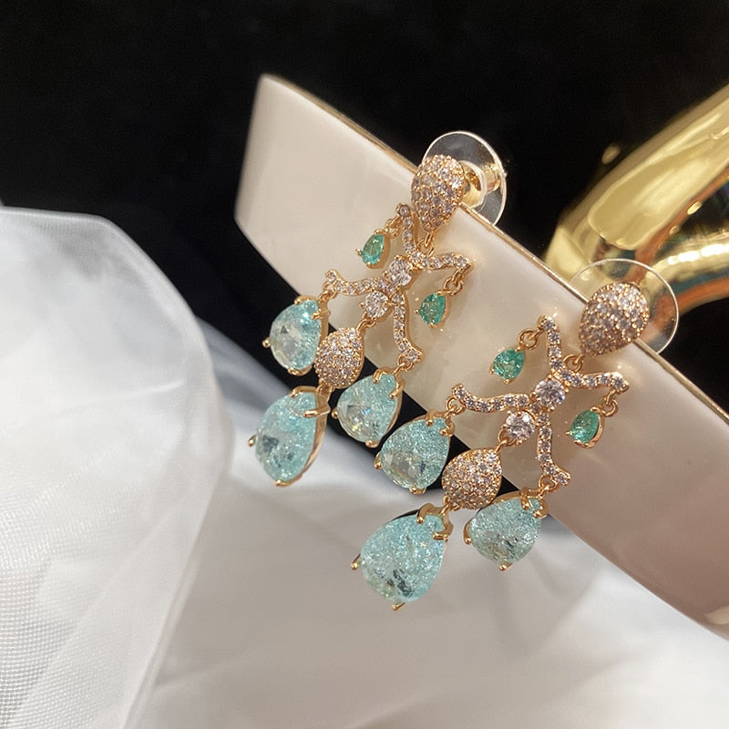 Luxury Gothic Dropped Shaped Earrings - Zircon Stone