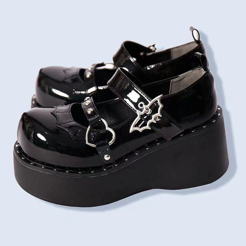 Gothic Platform Shoes with Metal Decoration