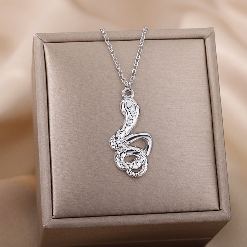 Gothic Chain Necklace with Biting Snake Pendant