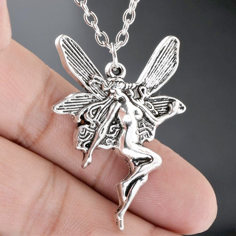 Gothic Chain Necklace with Sharp Pendant Designs