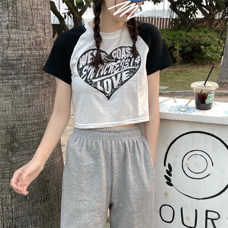 Women's cropped t-shirt with cool and edgy grunge print design