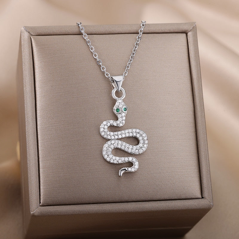 Gothic Chain Necklace with Biting Snake Pendant