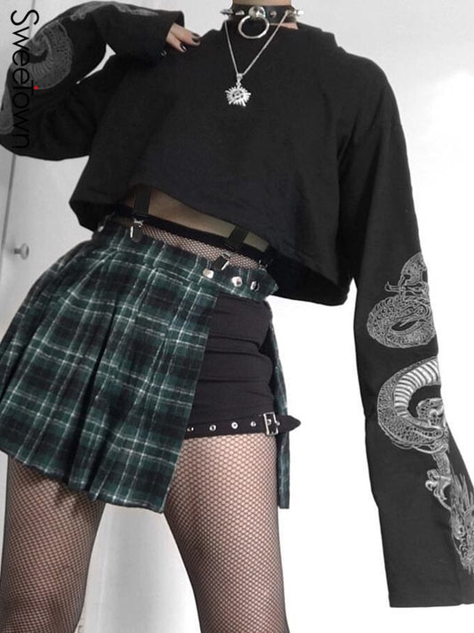 #gothicfashion #gothicprint #cropsweatshirt #gothicstyle #darkfashion #alternativefashion #gothicclothing #gothicwardrobe #gothiclook #gothicculture #gothicwear #gothicfashionista #grungefashion #punkrock #gothicattire #gothicstreetwear #fashion #gothicclothingbrand #gothicclothingstore #gothicfashiontrend #gothicoutfitideas #dragonprint #gothicdragons #gothicclothingonline #gothicclothingforsale #gothicstreetstyle #gothicapparel #gothicclothingcompany