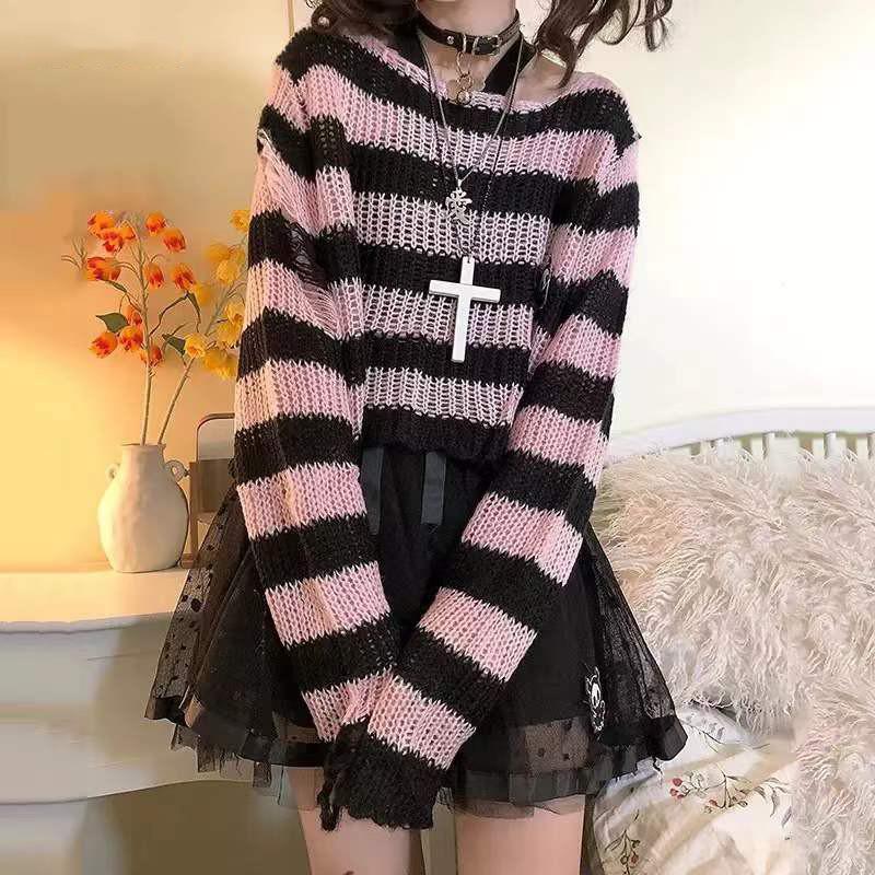 Alternative striped jumper with a bold and unique style